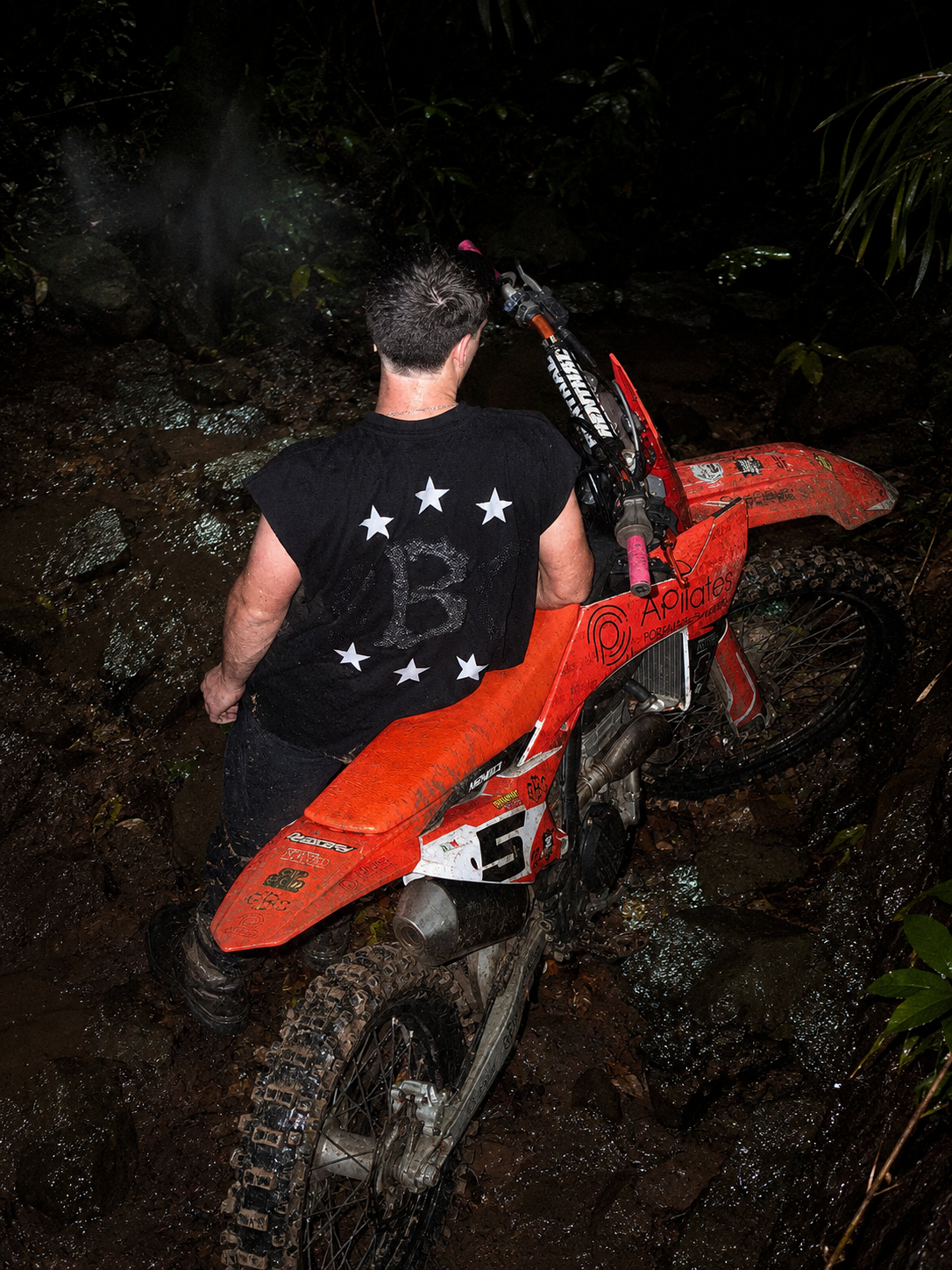 CAMISETA BLACK SLEEVE LESS GB STAR CLUB