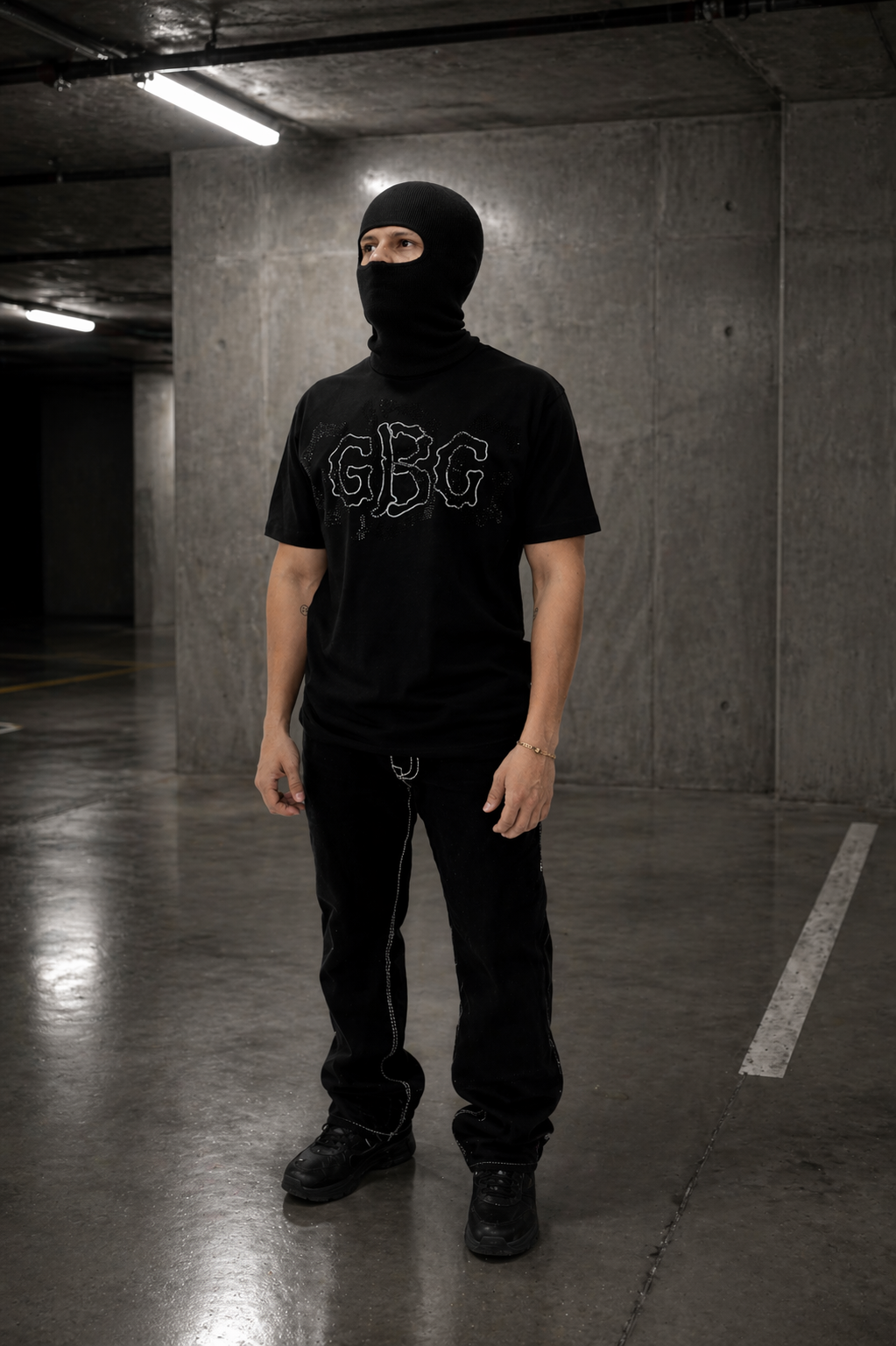 CAMISETA NEGRA GBC REFLECTIVE RIHESTONES