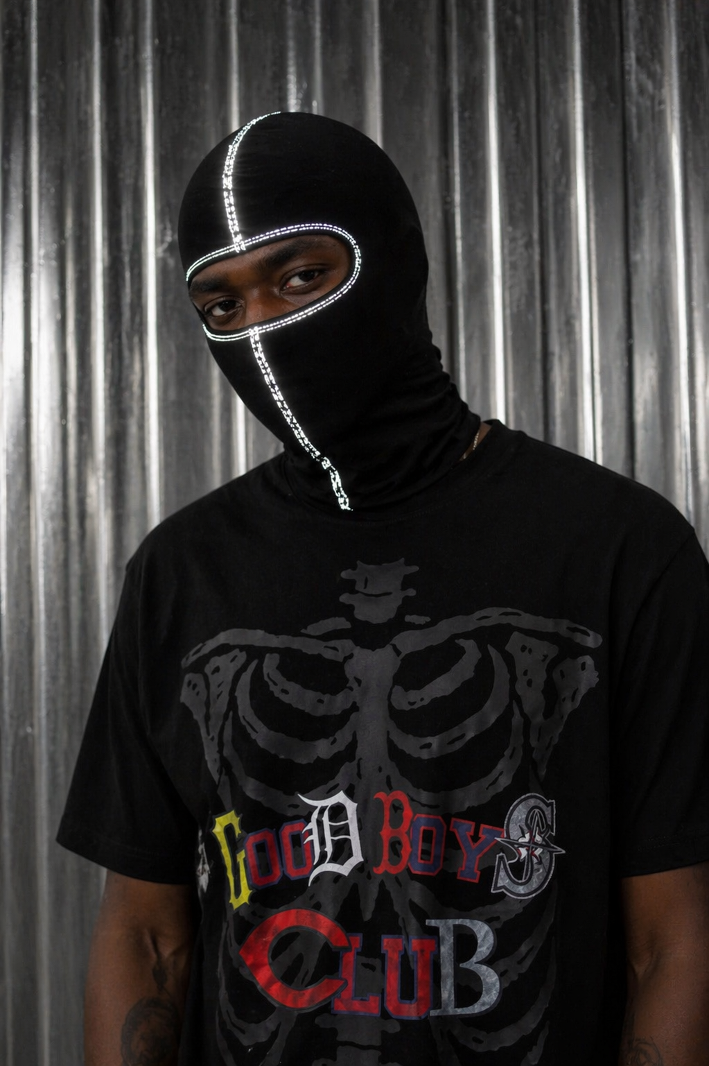 CAMISETA NEGRA GBC SKELETTON DESGASTADO